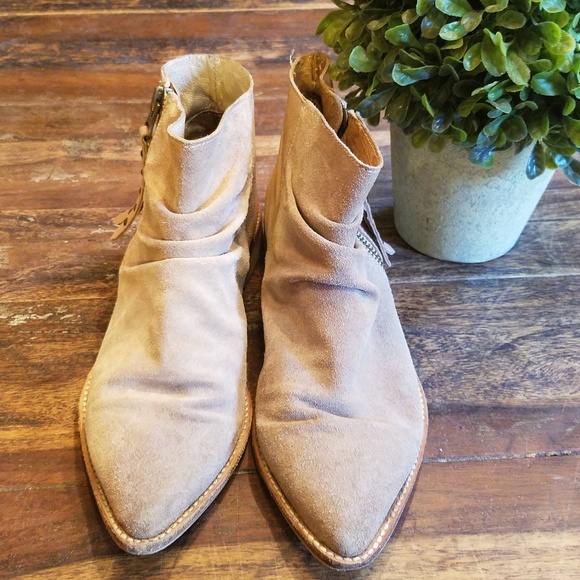 Charles David tan suede booties sz 8 - Picture 7 of 7
